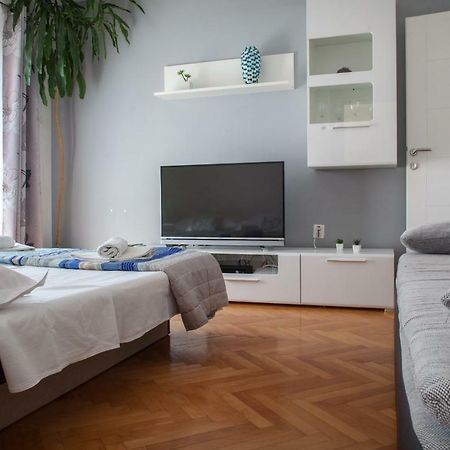 Apartments Klara 마카르스카 외부 사진